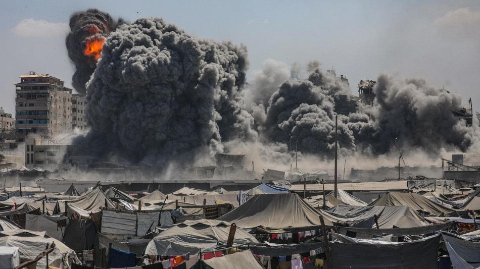 Cnn, oltre 1.800 edifici colpiti da Israele a Gaza City