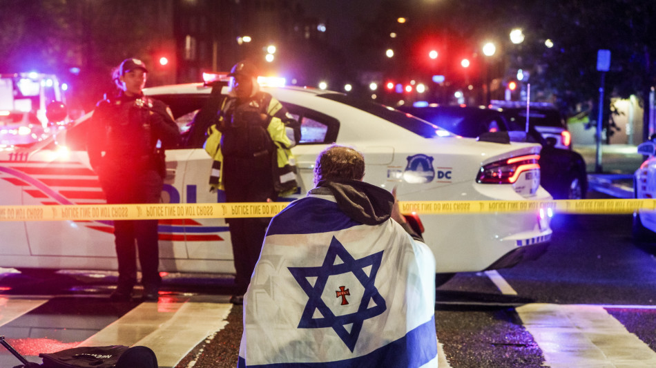 Netanyahu parla con i genitori delle vittime di Washington