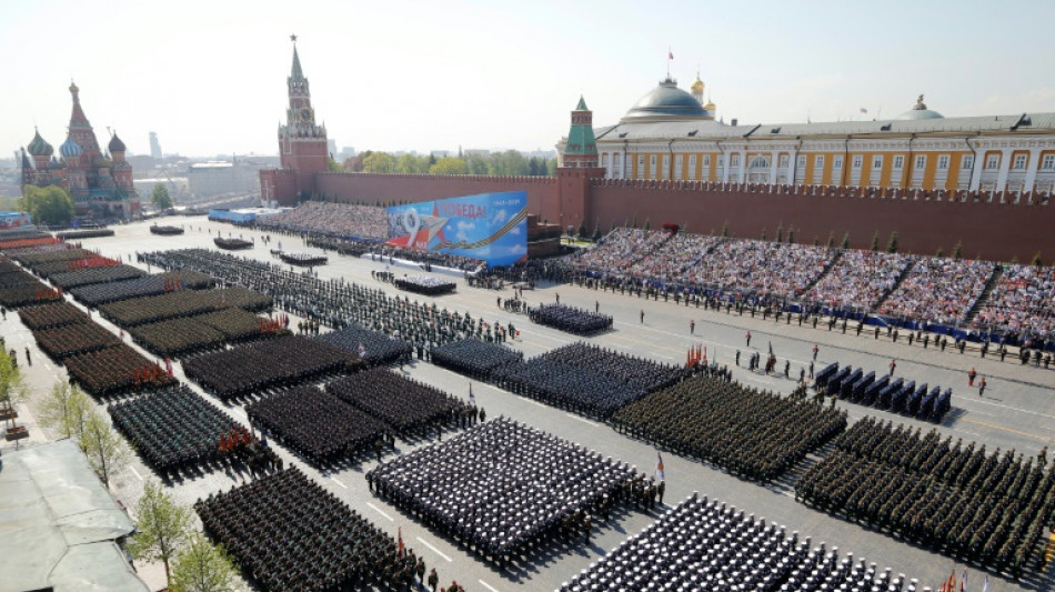 Rusia decidi&oacute; aumentar su ej&eacute;rcito en respuesta a la "hostilidad" occidental, dice el Kremlin