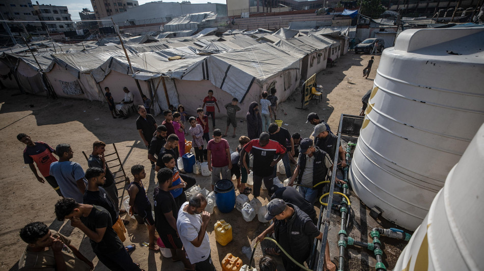 Wfp, 'pochi i fondi, 500 mila gazawi resteranno senza aiuti'