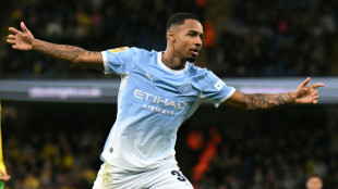 Com gol de Allan, Manchester City atropela Norwich na Copa da Liga Inglesa