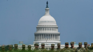 Aux Etats-Unis, Donald Trump parade, ses opposants manifestent