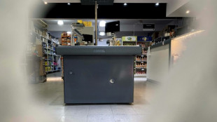 Balean y dejan amenaza a Messi en local de su familia pol&iacute;tica en Argentina