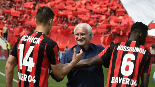 Wegen DFB-Engagement: V&ouml;ller l&auml;sst T&auml;tigkeit bei Bayer ruhen