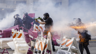 Polizia, a Los Angeles finora 27 persone arrestate