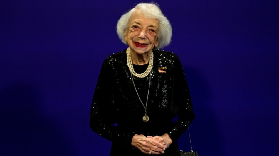 Holocaust-&Uuml;berlebende Margot Friedl&auml;nder wird mit Gro&szlig;em Bundesverdienstkreuz geehrt