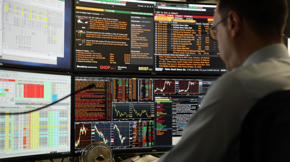 Lo spread tra Btp e Bund chiude in rialzo a 89 punti