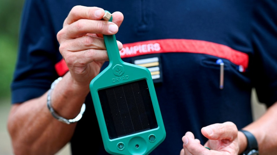 Feux de for&ecirc;t: des capteurs reli&eacute;s par satellite test&eacute;s au pont du Gard