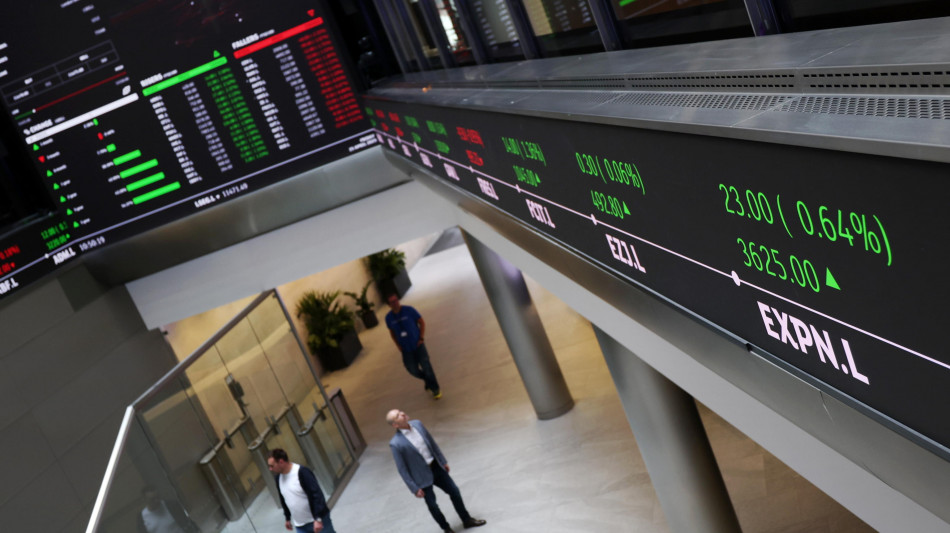 Borsa: Europa positiva in chiusura, Parigi +0,4%, Londra +0,13%