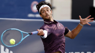 Tennis:frattura all'anulare destro, niente Tokyo per Musetti