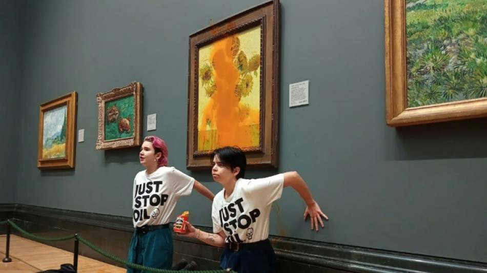 Ativistas que jogaram sopa em quadro de Van Gogh s&atilde;o declaradas culpadas em Londres
