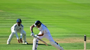 Stokes's injury cloud a worry for England in Lord's clash with India