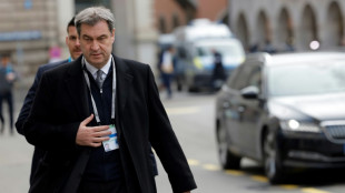 Umfrage: Bayerische Koalition aus CSU und Freien W&auml;hlern baut Mehrheit aus