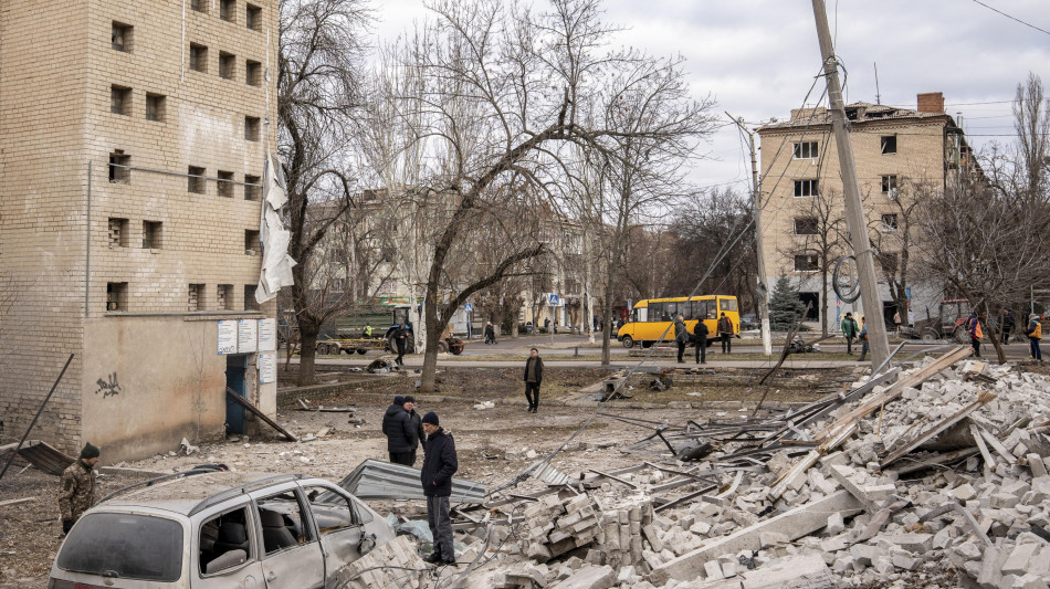 Kiev, '3 civili uccisi tra cui un ragazzo in un attacco russo su Kramatorsk'