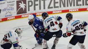 DEL: Berlin siegt mit Rekordspieler Ronning, Haie gleichen aus