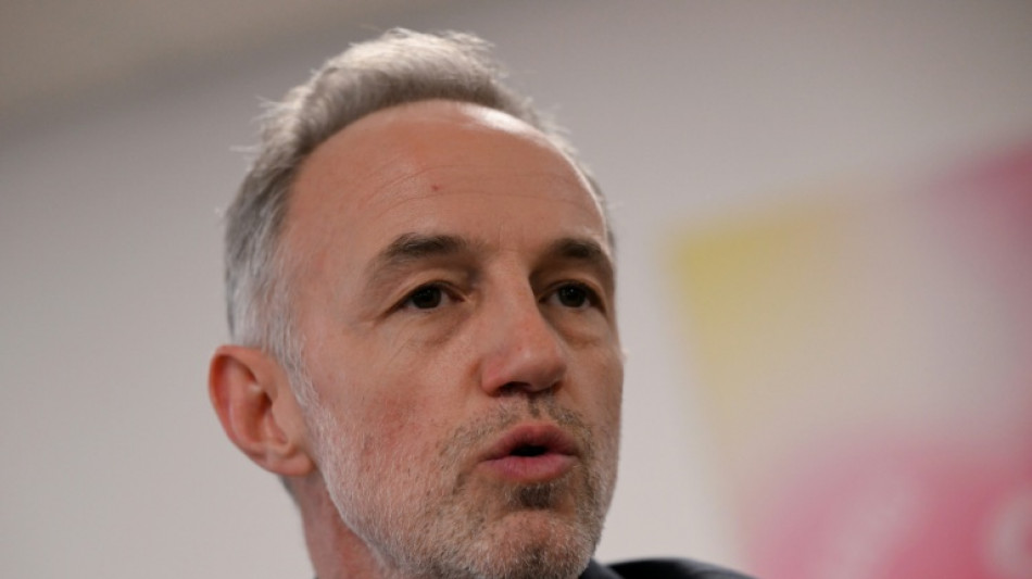 P&eacute;riscolaire &agrave; Paris: Gr&eacute;goire annonce un "plan d'action" &agrave; 20 millions d'euros et promet la "transparence totale"