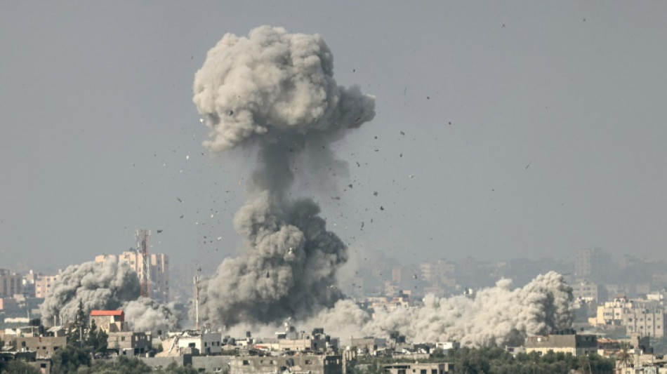 Macron prop&otilde;e em Israel uma coaliz&atilde;o internacional contra o Hamas