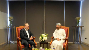 Teheran, 'clima costruttivo, breve scambio diretto con Usa'