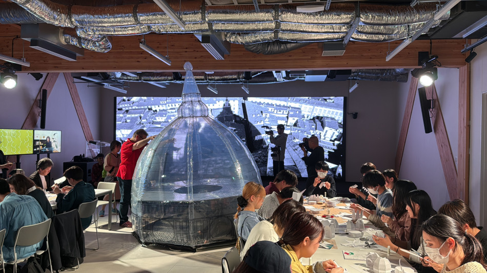 La cupola del Brunelleschi diventa gonfiabile e di carta