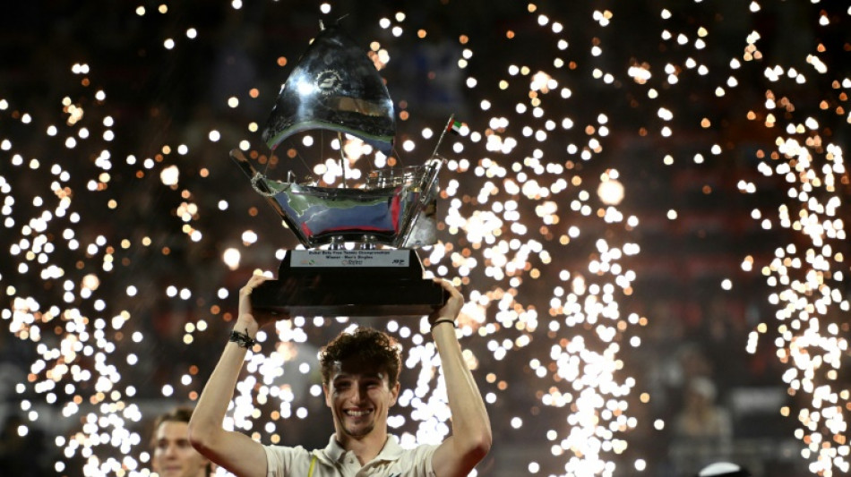 Franc&ecirc;s Ugo Humbert vence ATP 500 de Dubai e segue sem perder finais no circuito