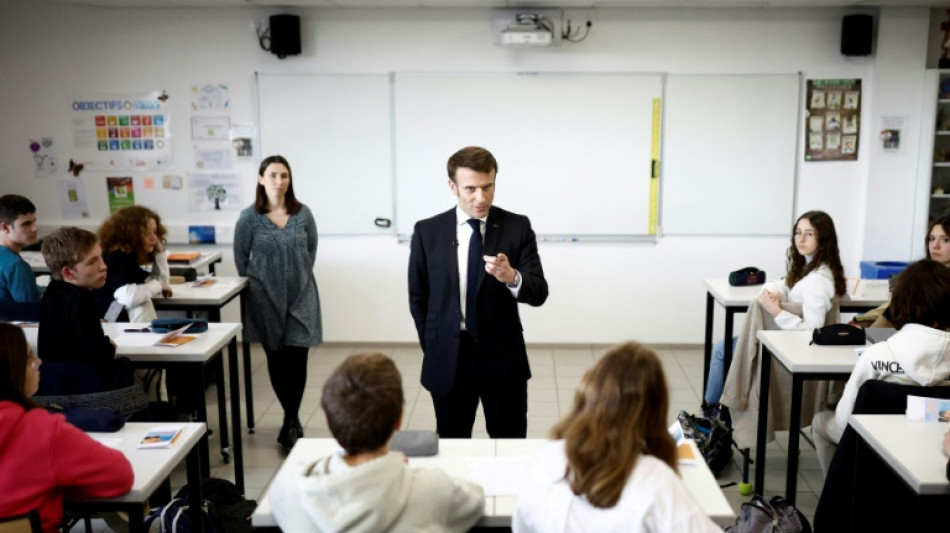 Papillomavirus: une campagne vaccinale compliqu&eacute;e par les r&eacute;ticences et les fausses informations