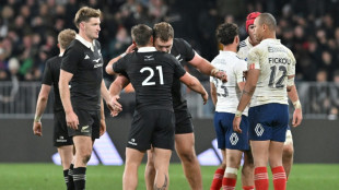 Rugby: le XV de France échoue aux portes de l'exploit face aux All Blacks