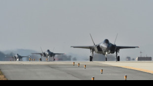 Tir de barrage nord-cor&eacute;en dans une zone maritime "tampon"