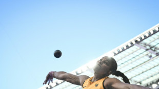 Kugel-Sensation: Ogunleye kr&ouml;nt sich zur Olympiasiegerin