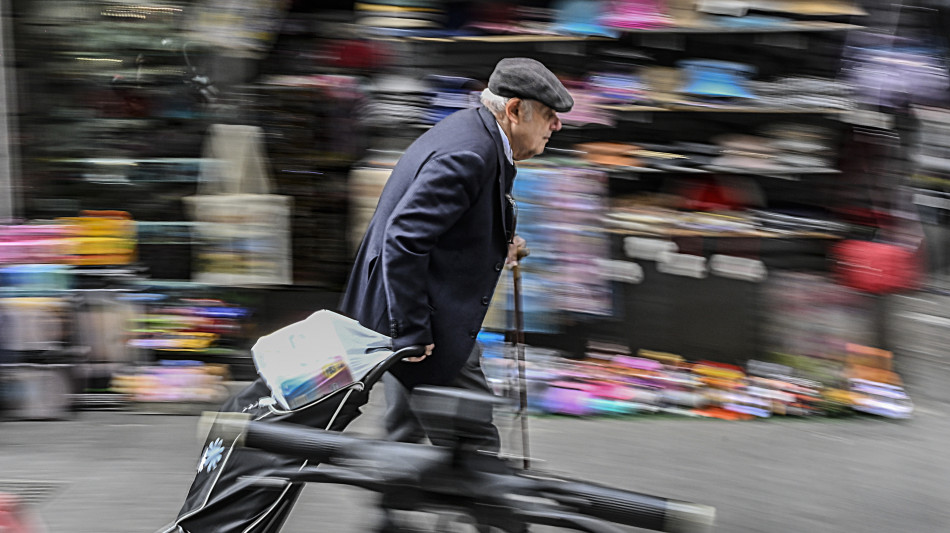 Civ Inps, stralcio crediti crea buco futuro da 6,6 miliardi