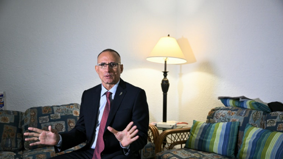 Exiled dissident encourages Cubans to stay and fight