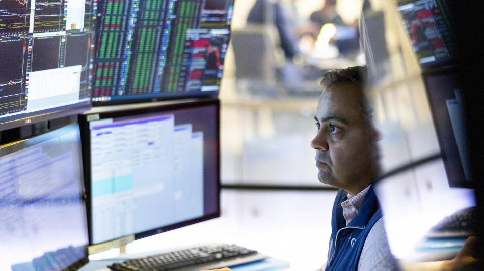 Wall Street apre in rialzo, Dj +0,39%, Nasdaq +0,30%