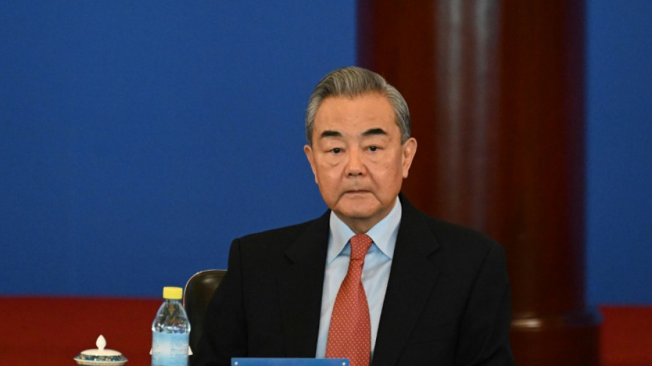 China e EUA podem alcan&ccedil;ar 'grandes coisas' juntos, afirma chanceler de Pequim