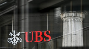 UBS renoue avec les b&eacute;n&eacute;fices apr&egrave;s deux trimestres dans le rouge