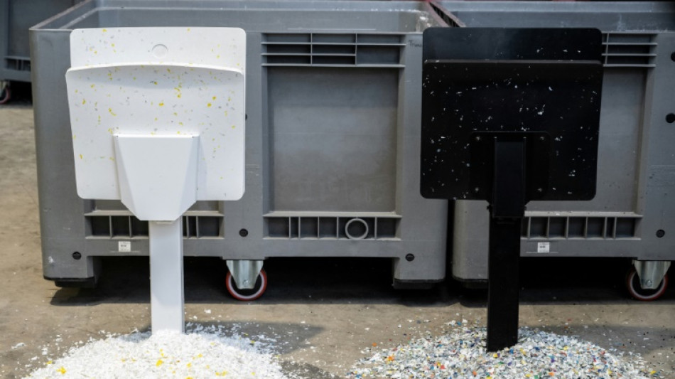 Dans les si&egrave;ges des JO-2024, la deuxi&egrave;me vie de d&eacute;chets plastique locaux