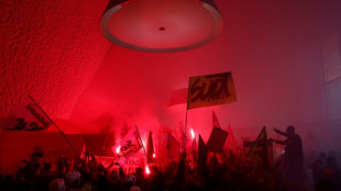 Apr&egrave;s LVMH, les gr&eacute;vistes envahissent la tour d'Euronext &agrave; Paris