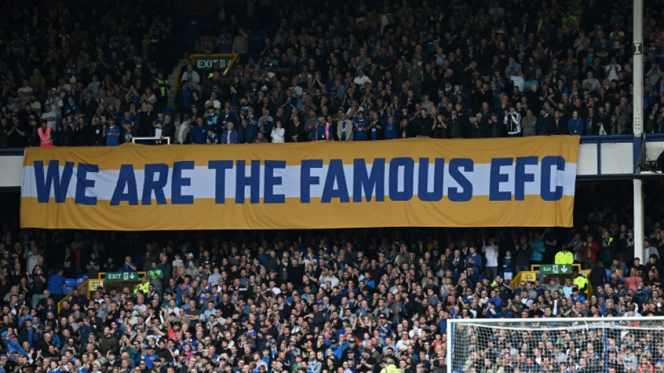 Everton pode ser punido com perda de 12 pontos no Campeonato Ingl&ecirc;s