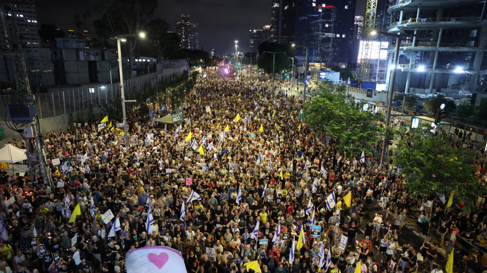 La firma dell'accordo di pace domani alle 11