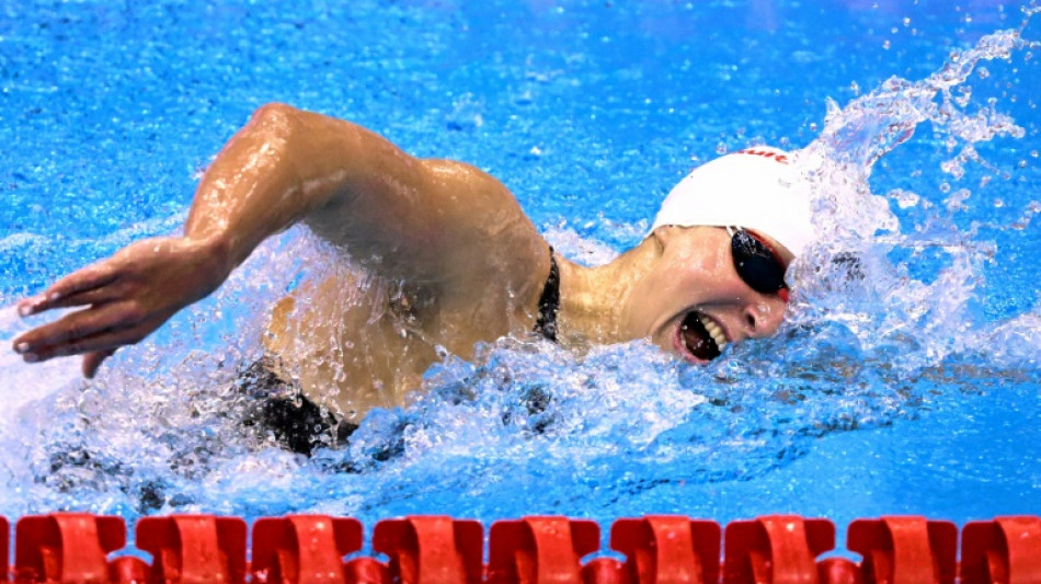 Ledecky lays down marker ahead of 400m showdown