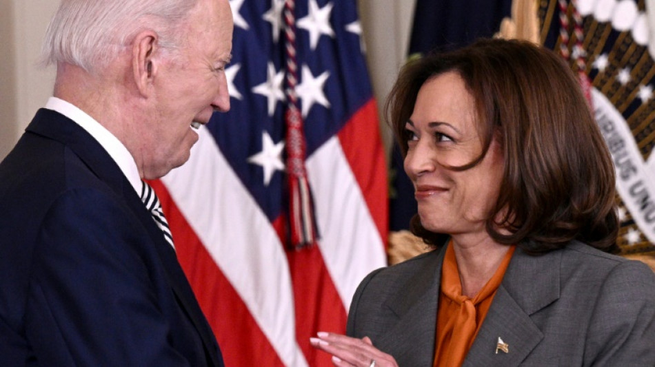 Biden et Harris font campagne tous azimuts sur la d&eacute;fense du droit &agrave; l'IVG