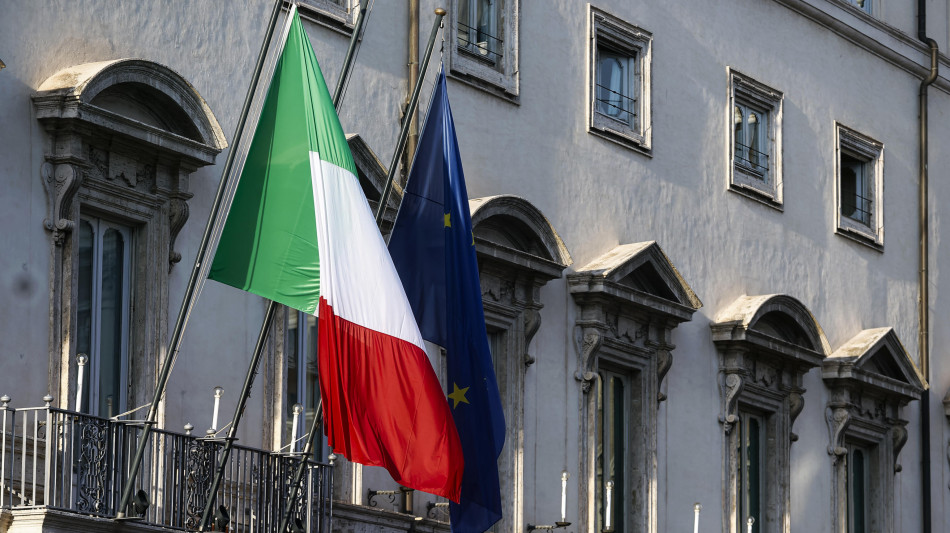 Da scostamento misure sull'energia per famiglie, studenti, imprese, Pa