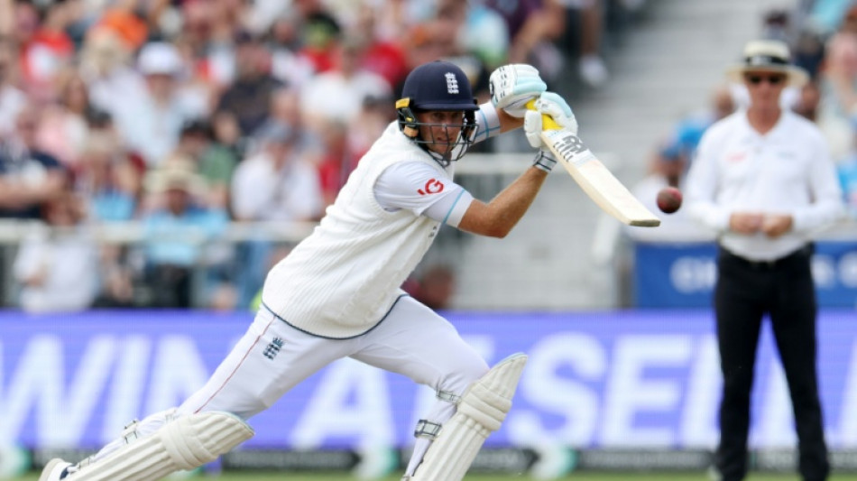 Root up to third on all-time Test list as England dominate India