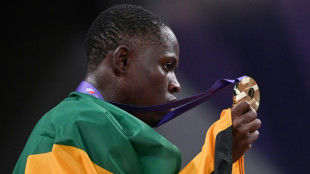 Jamaicano Oblique Seville &eacute; ouro nos 100m rasos do Mundial de atletismo