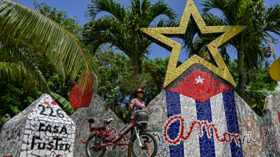 'Fusterlândia', um charmoso vilarejo de mosaicos em Cuba
