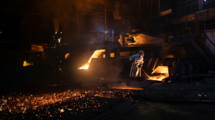 Ukraine: pr&egrave;s du front, l'industrie sid&eacute;rurgique lutte pour survivre