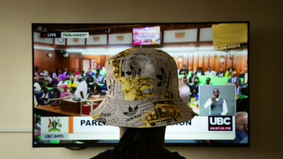 Presidente de Uganda promulga pol&ecirc;mica lei contra comunidade LGBTQIA+