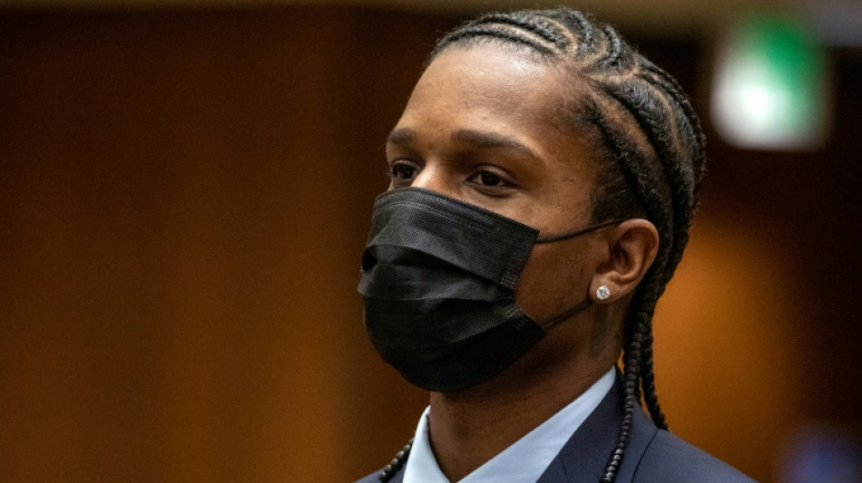 Rapero estadounidense A$AP Rocky se declara inocente de agresi&oacute;n con arma de fuego