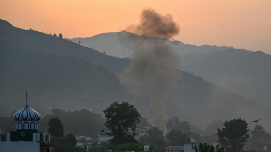 Conflito entre &Iacute;ndia e Paquist&atilde;o deixa 38 mortos