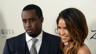 Estrela do rap Sean Combs &eacute; acusado de estupro pela cantora Cassie