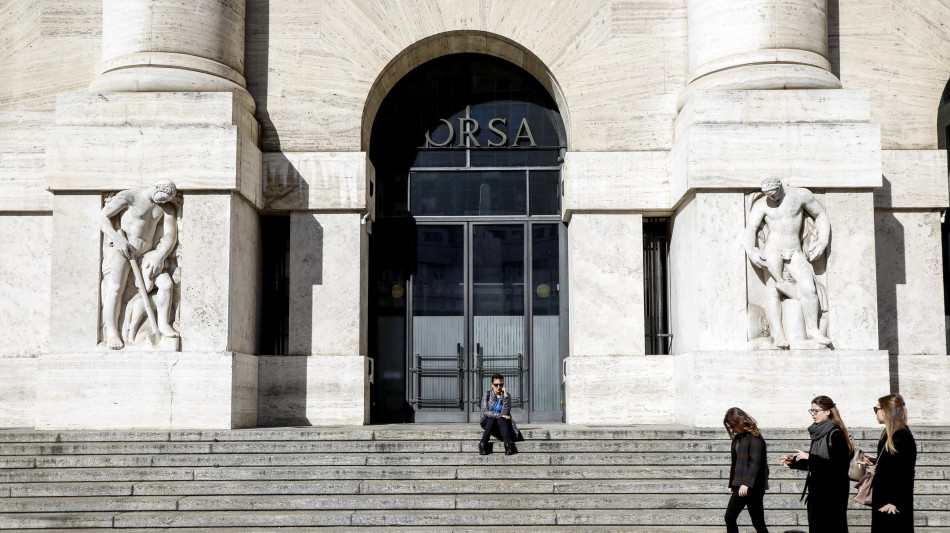 Borsa: Milano cauta (+0,25%), corrono Leonardo e Unipol, deboli Stm ed Enel