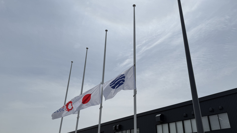 Bandiere a mezz'asta a Expo 2025 Osaka per la scomparsa del Papa